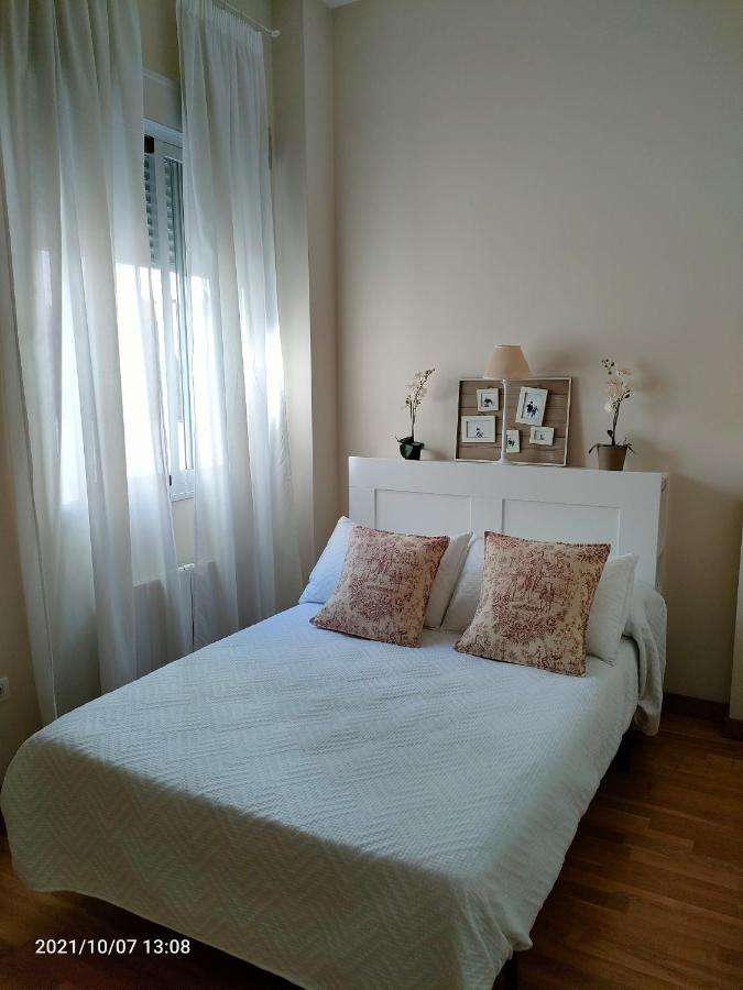 Apartamento Nueva Del Santisimo Granada Buitenkant foto